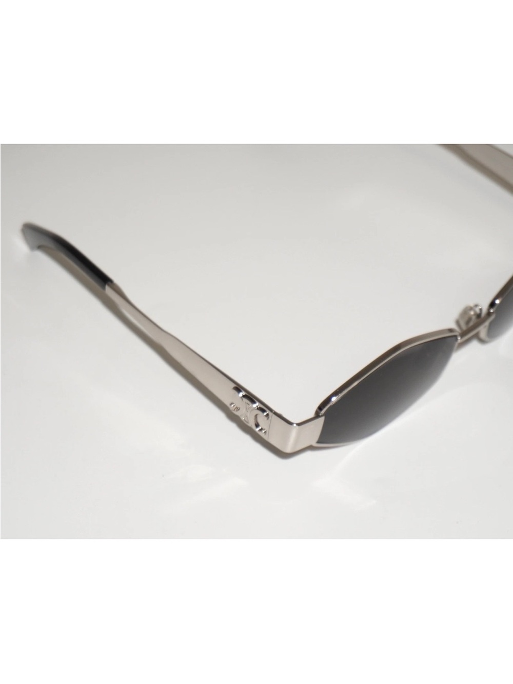 Celine Metal Triomphe 54MM Geometric Silver Sunglasses Gray Tinted Lens CL40254U - Picture 3 of 14